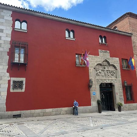 Palacio Valderrabanos Avila Exterior photo